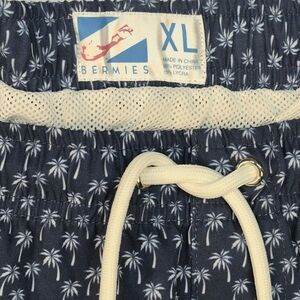 Bermies Men's Blue Palm Tree Swim Trunks Sz XL Spring Break Vacation Destination